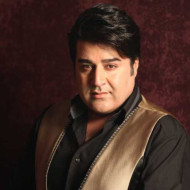 دانلود مداحی شام غریبان است زینب پریشان است مهدی یغمایی دانلود مداحی شام غریبان است زینب پریشان است مهدی یغمایی