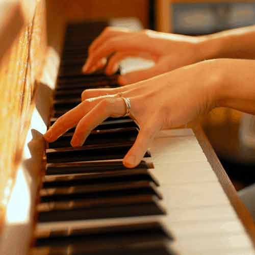 دانلود آهنگ امشب که تو پیش منی تو خواب رویایی من شادمهر ریمیکس دانلود آهنگ امشب که تو پیش منی تو خواب رویایی من شادمهر ریمیکس