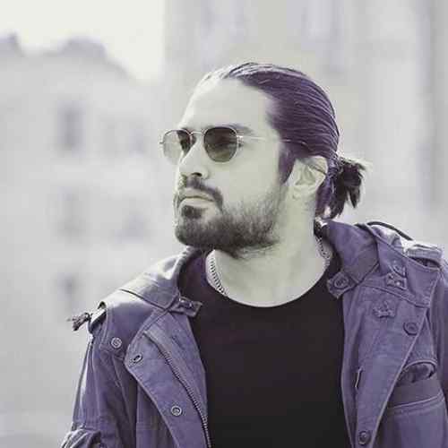 دانلود آهنگ کمک کمک من ازت میخوام