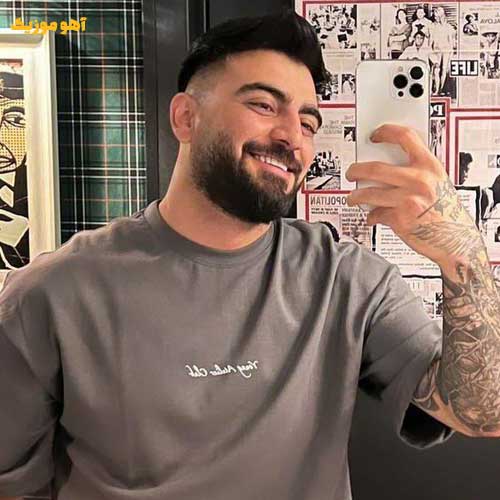 دانلود آهنگ رامین تجنگی ﺑﺎ ﻫﻤﻪ ﻓﺮق داری رو دﺳﺖ ﻧﺪاری