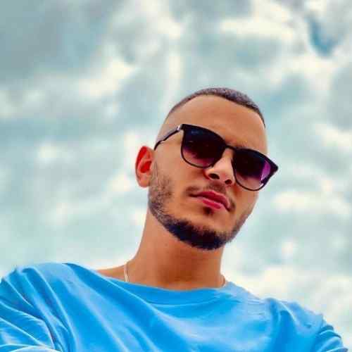 دانلود آهنگ بغلم کن بغل کن روحمو که خستس دانلود آهنگ بغلم کن بغل کن روحمو که خستس