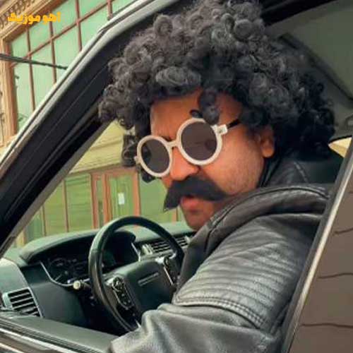 دانلود آهنگ ایستمیرم هر کسی قلبیمین اودی بسی